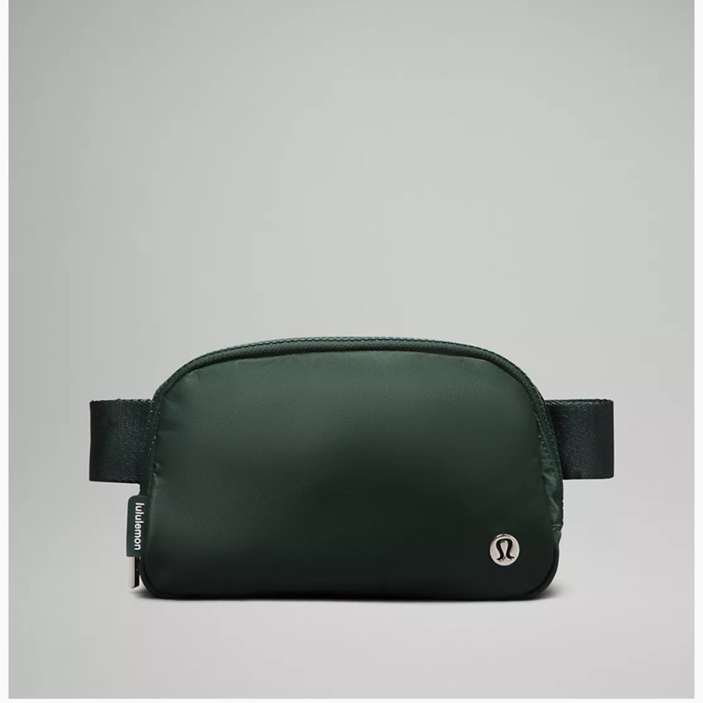 Lulu Lemon Everywhere Belt Bag